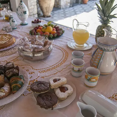 Bed & Breakfast La Giardini Naxos