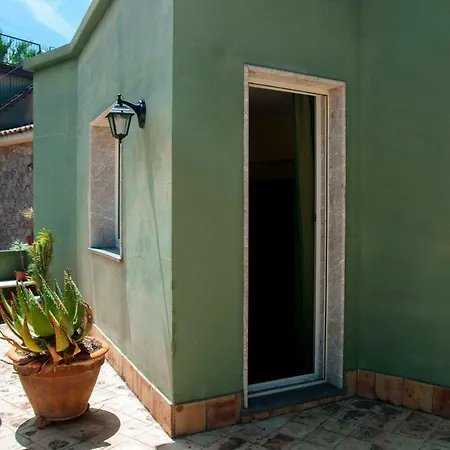 La 4* Giardini Naxos