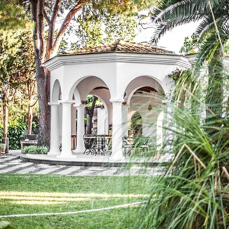 La 4* Giardini Naxos